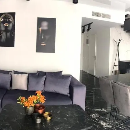 巴统Luxury 37-38 Floor公寓 外观 照片