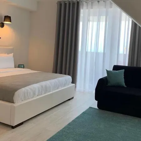 巴统Luxury 37-38 Floor公寓 外观 照片