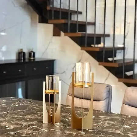 巴统Luxury 37-38 Floor公寓 外观 照片