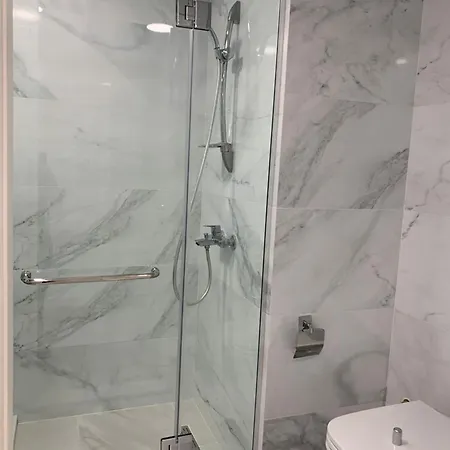 巴统Luxury 37-38 Floor公寓 外观 照片