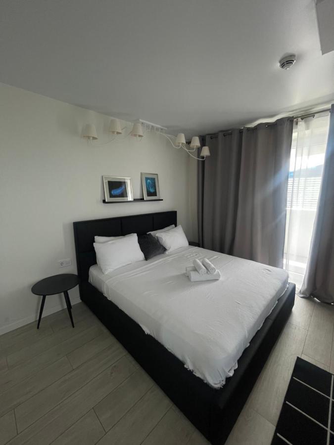 Luxury 37-38 Floor Apartment *