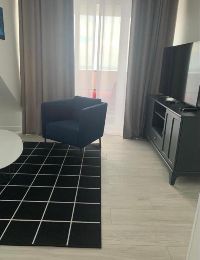 Luxury 37-38 Floor Apartment
